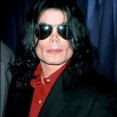 Timeline: Celebrity Biography