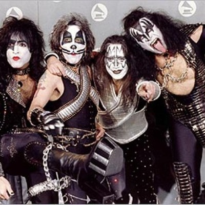 Timeline: KISS (Tiahn)