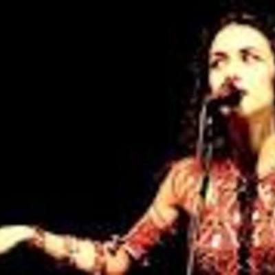 Timeline: Biografía de Marisa Monte