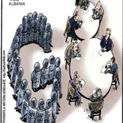 Timeline: Jovenes, Internet y movimiento AntiGlobalizacion