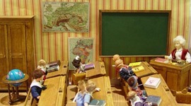 Timeline: Trayectoria Escolar Carlos