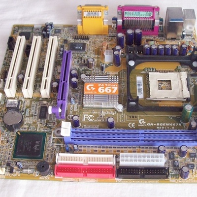 Timeline: : Placas Base según su Formato.