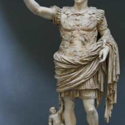 Timeline: MUSEOLOGIA Y MUSEOGRAFIA.DEFINION Y EVALUACION