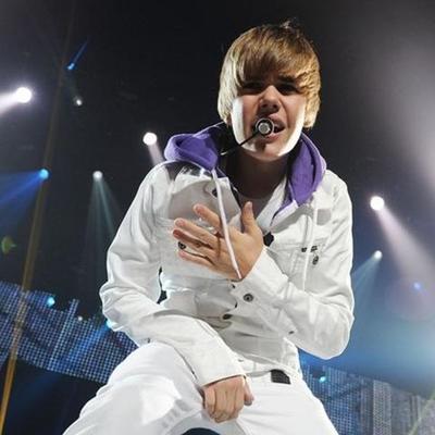 Timeline: katie shelton: Justin Bieber