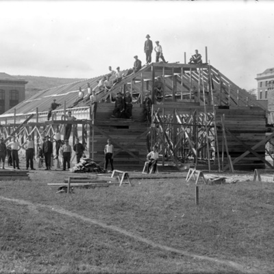 Timeline: The 5 Oldest Buildings on Campus