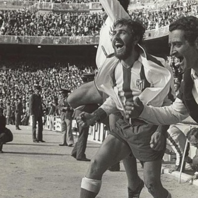 Timeline: Historias de un derbi