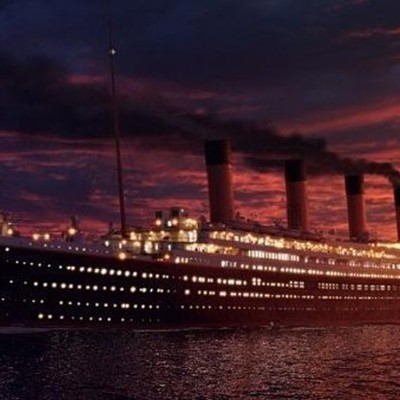 Timeline: Titanic Sinking