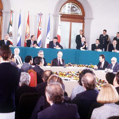 Timeline: La negociaciones para los Acuerdos de Paz en El Salvador