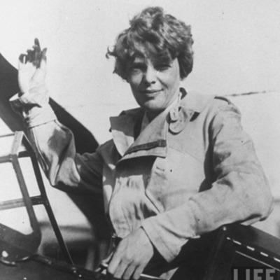 Timeline: Amelia Earhart