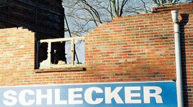 Timeline: Schlecker - Schneller Aufstieg, langer Fall.