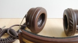Timeline: Headphone History