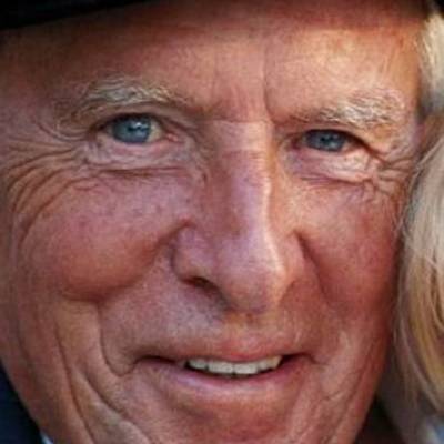 Timeline: Aititeren biografria