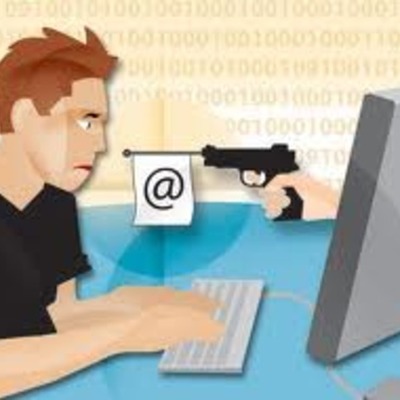 Timeline: Robo por Internet