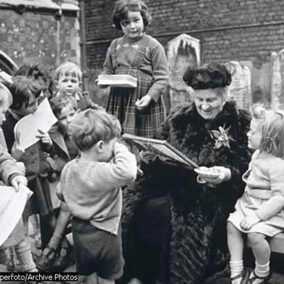 Timeline: Maria Montessori