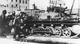 Timeline: Hitler invades poland