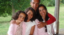 Timeline: ·Family·