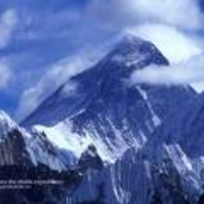 Timeline: Climbing Everest 1996