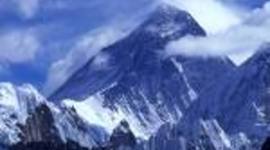 Timeline: Climbing Everest 1996