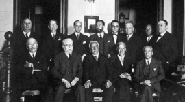 Timeline: "La II República"