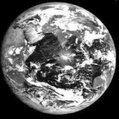 Timeline: Space Travel & Satellites