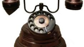 Timeline: Phones by Arthur