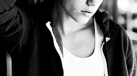 Timeline: celebrity timeline(justin bieber)