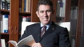 Timeline: Metin feyzioğlu