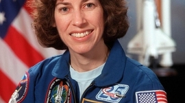 Timeline: Holly Ellen Ochoa
