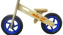 Timeline: BICICLETA DE MADERA