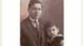 Timeline: Sus primeros diez años los pasa al lado de sus padres, pero cuando Luna Nahum, su madre, muere en 1931, Edgar pasa a ser criado por su padre y Corinne Beressi, su tía materna. Esta pérdida tiene un fuerte impacto en su infancia que dejará huellas indelebl