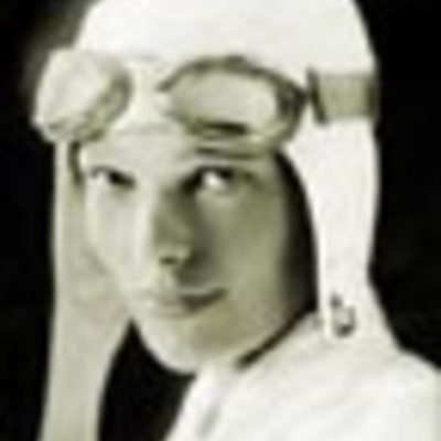 Timeline: Amelia Earhart