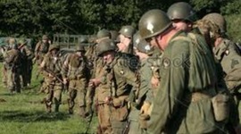 Timeline: America Reacts to World at War