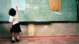 Timeline: historia y educacion