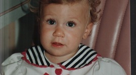 Timeline: La Vida de Amelia Henderson