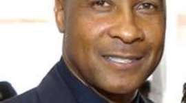 Timeline: Life of Lynn Swann