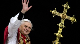 Timeline: Benedict steps down as Pope