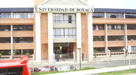 Timeline: Evolucion Academica de la Universidad de Boyaca en sus 30 años