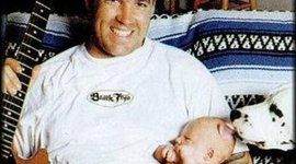 Timeline: La vie de James Bradley Nowell