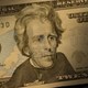 6176225 close up de andrew jackson en el billete de 20 dolares dramaticamente iluminado