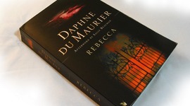 Timeline: Rebecca- Daphne du Maurier (Chapter 18Summary)