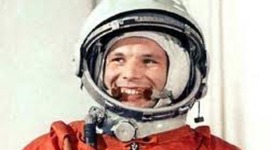 Timeline: Famous Astronauts and Cosmonauts!