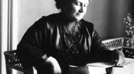 Timeline: Maria Montessori