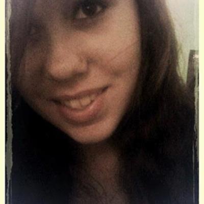 Timeline: La Vida de Naomi