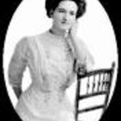 Timeline: Nellie McClungs Life