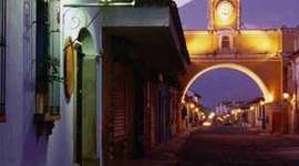 Timeline: Clasificación de periodos de la Arquitectura Hispano Guatemalteca y algunos datos personales