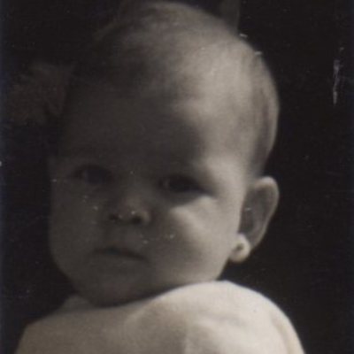 Timeline: Vida de Gladys Zaydeé