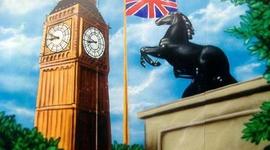 Timeline: London timeline Aya, Sara en Ayse.