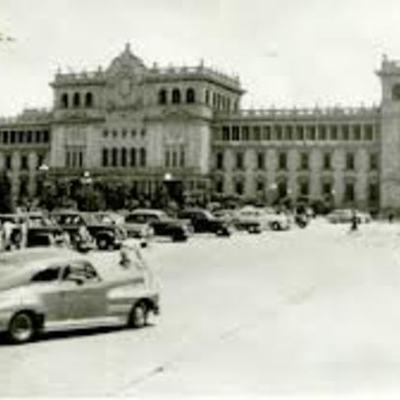 Timeline: ARQUITECTURA GUATEMALTECA 3
