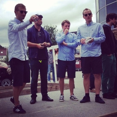 Timeline: Kitlarhistorie