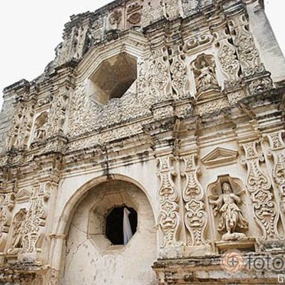 Timeline: Periodos arquitectonicos de la Ciudad de Santiago de los Caballeros Erika Cojulún, Benjamin Granados
